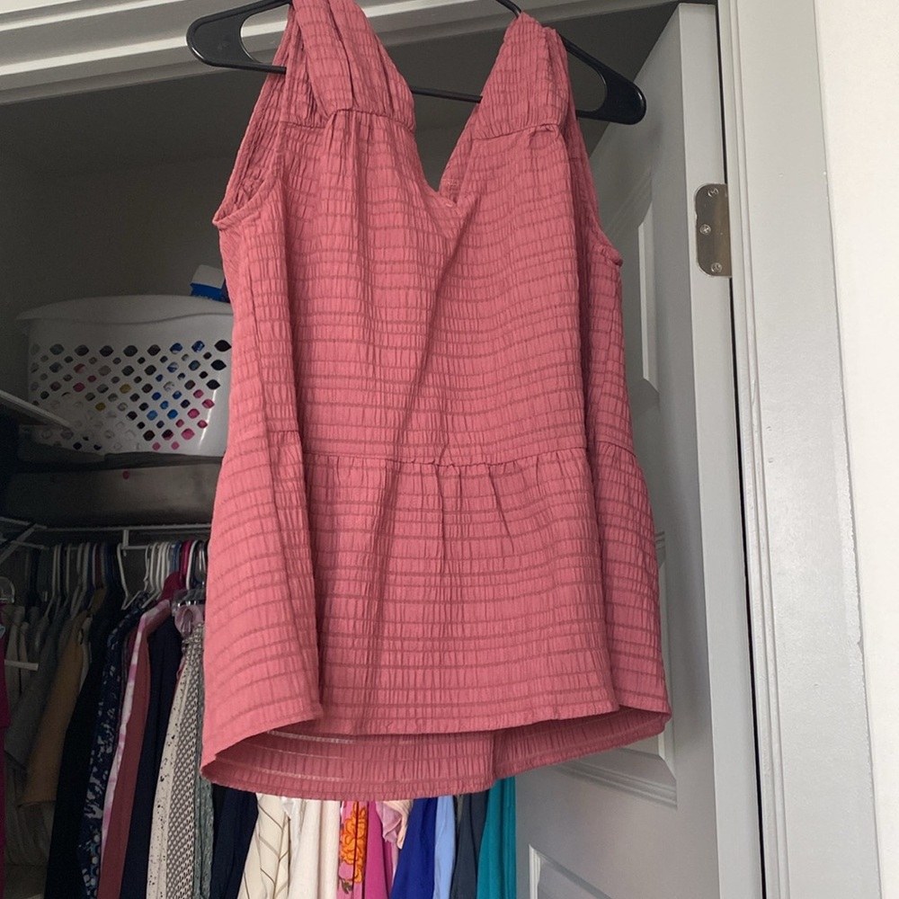 Loft Top - Picture 2 of 3